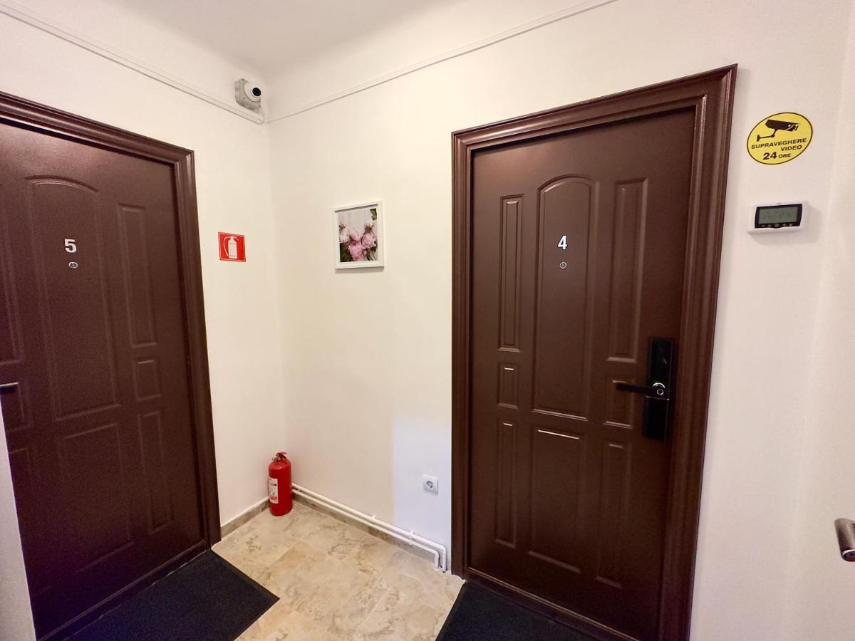 Downtown Victoria Apartments By Citybookings Bukarest Rum bild